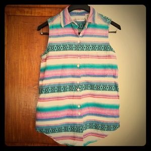 Cabin Creek comfy button up tank.